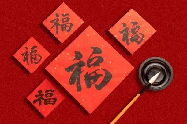 商贩占道经营,交警暖心劝离。为有温度的执法点赞!